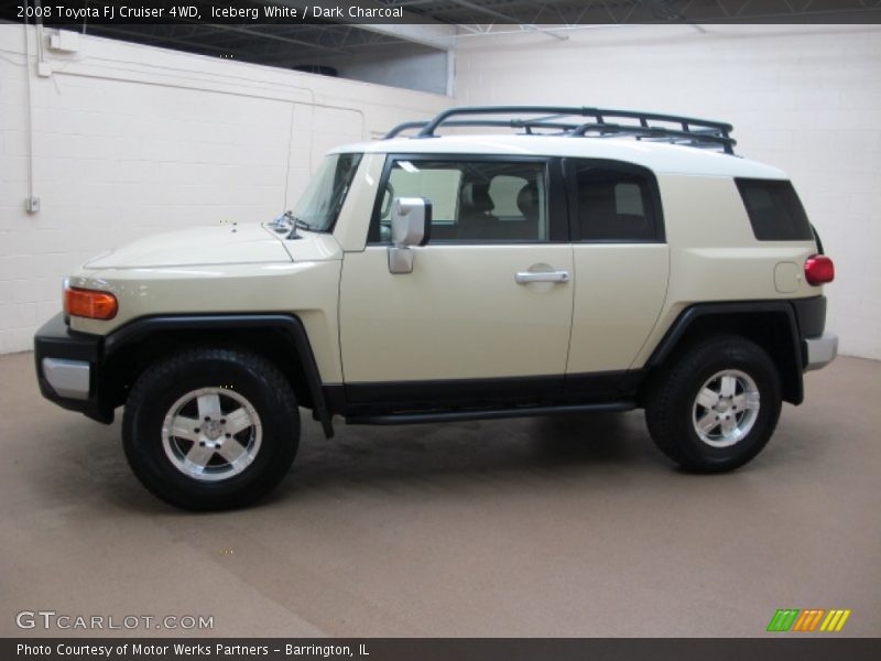 Iceberg White / Dark Charcoal 2008 Toyota FJ Cruiser 4WD