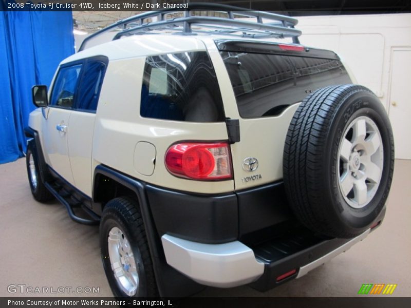 Iceberg White / Dark Charcoal 2008 Toyota FJ Cruiser 4WD