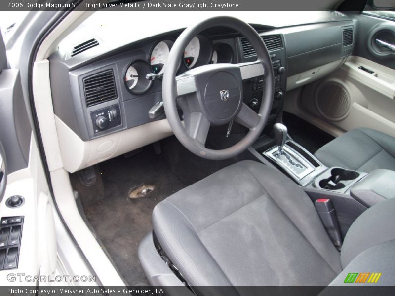 Bright Silver Metallic / Dark Slate Gray/Light Graystone 2006 Dodge Magnum SE