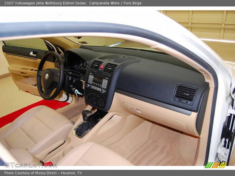 Campanella White / Pure Beige 2007 Volkswagen Jetta Wolfsburg Edition Sedan