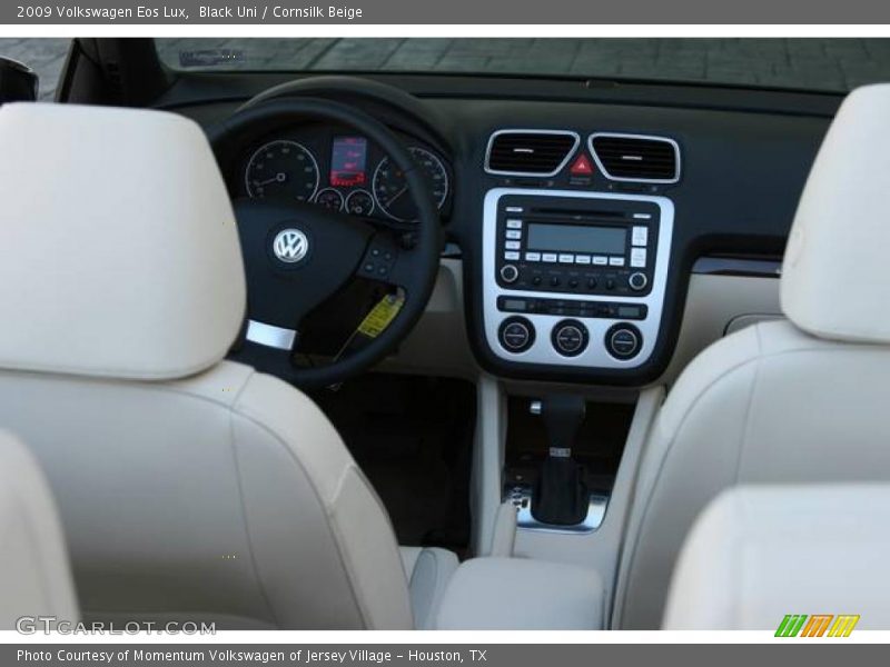 Black Uni / Cornsilk Beige 2009 Volkswagen Eos Lux