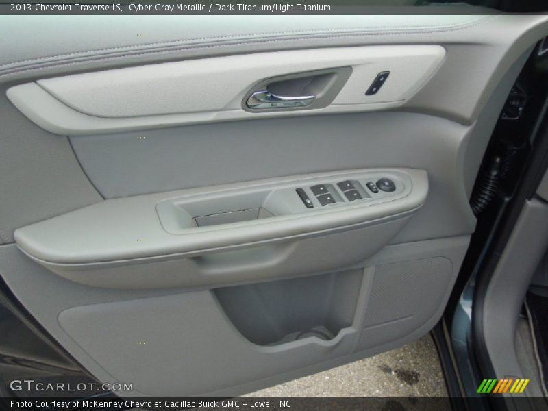 Cyber Gray Metallic / Dark Titanium/Light Titanium 2013 Chevrolet Traverse LS
