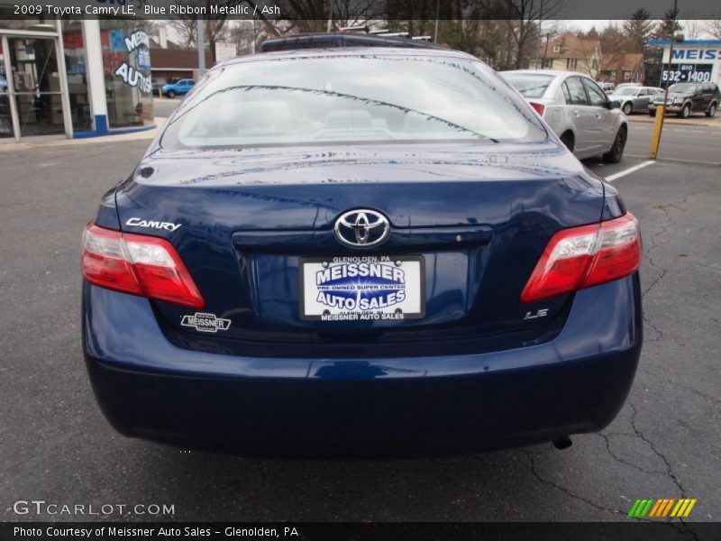 Blue Ribbon Metallic / Ash 2009 Toyota Camry LE