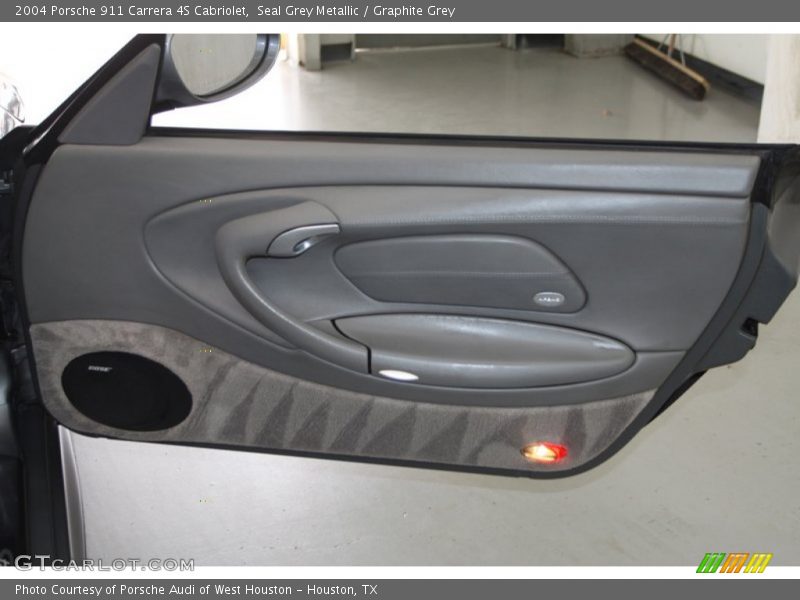 Door Panel of 2004 911 Carrera 4S Cabriolet