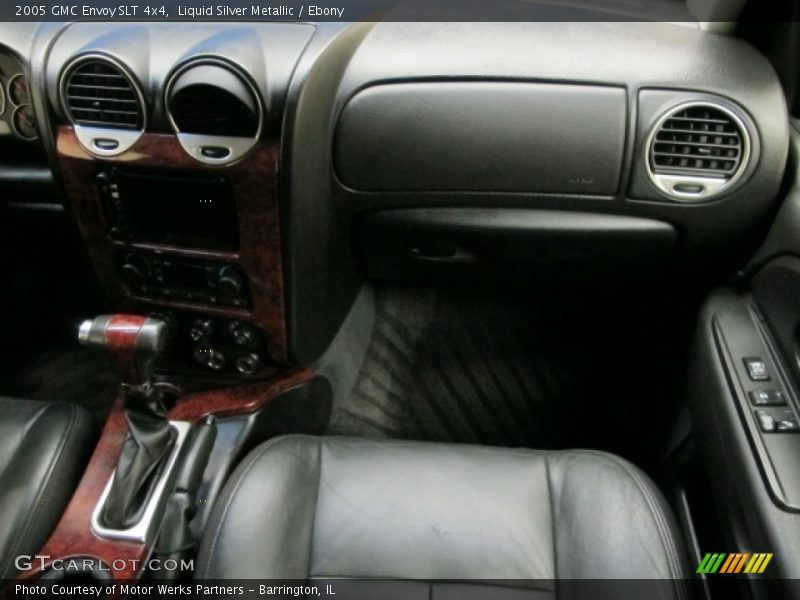 Liquid Silver Metallic / Ebony 2005 GMC Envoy SLT 4x4