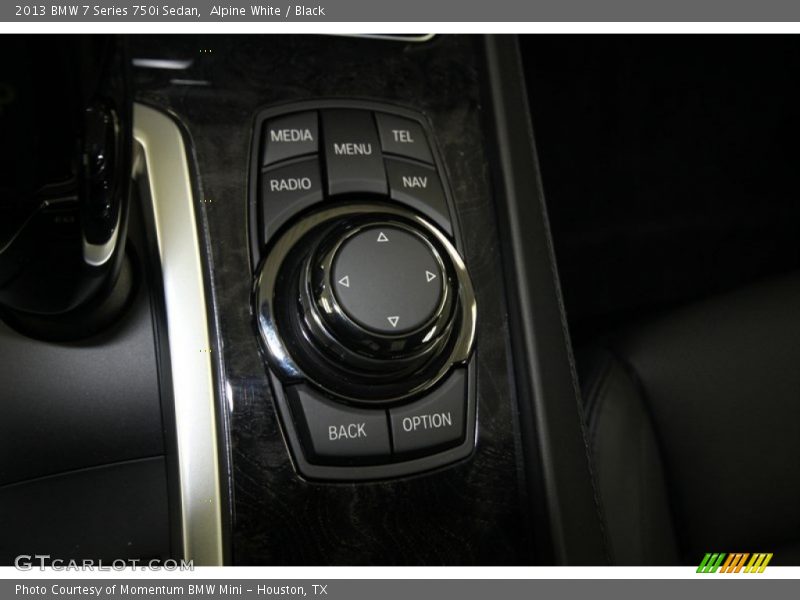 Controls of 2013 7 Series 750i Sedan