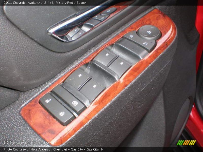 Victory Red / Ebony 2011 Chevrolet Avalanche LS 4x4
