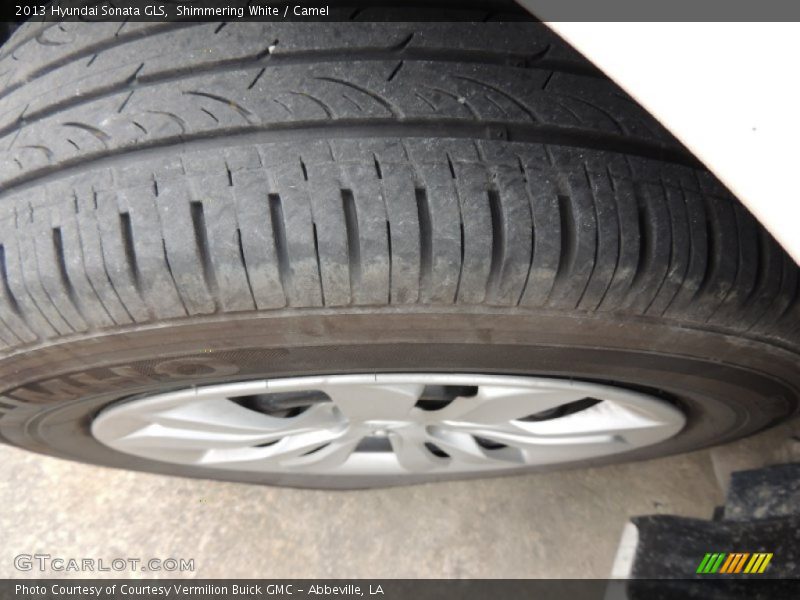 Shimmering White / Camel 2013 Hyundai Sonata GLS