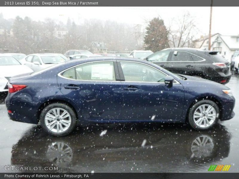 Deep Sea Blue Mica / Parchment 2013 Lexus ES 350