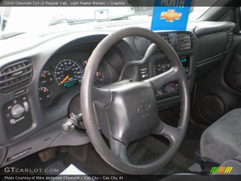 Light Pewter Metallic / Graphite 2000 Chevrolet S10 LS Regular Cab