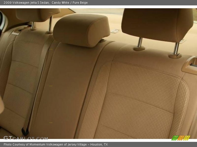 Candy White / Pure Beige 2009 Volkswagen Jetta S Sedan