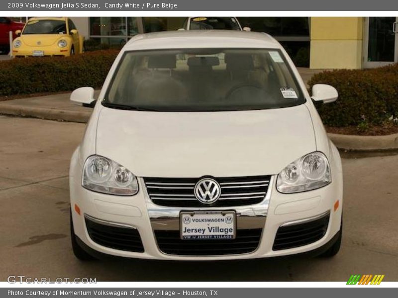 Candy White / Pure Beige 2009 Volkswagen Jetta S Sedan