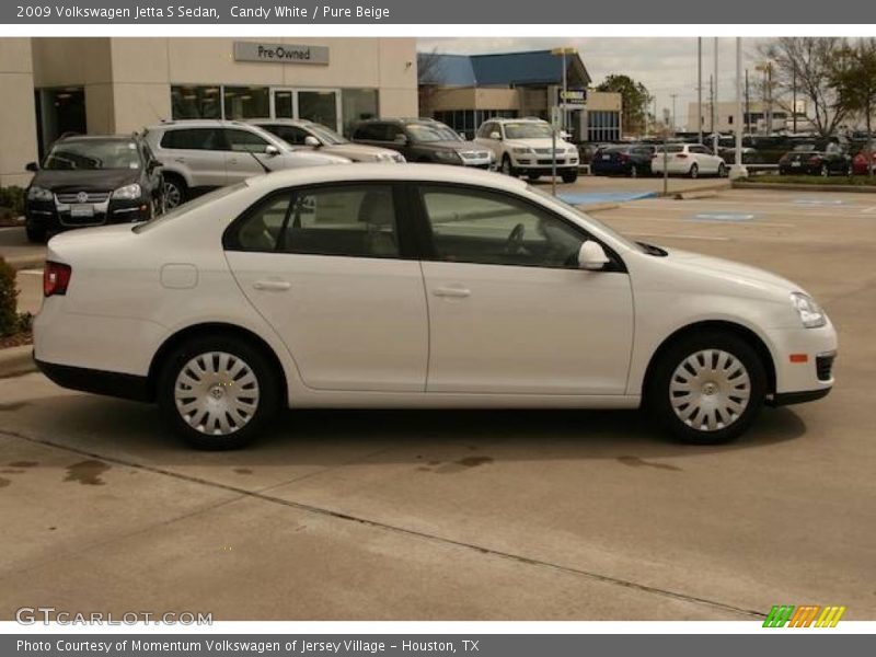 Candy White / Pure Beige 2009 Volkswagen Jetta S Sedan