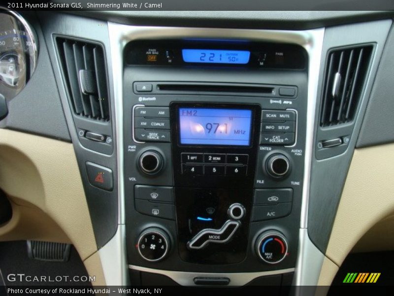Shimmering White / Camel 2011 Hyundai Sonata GLS