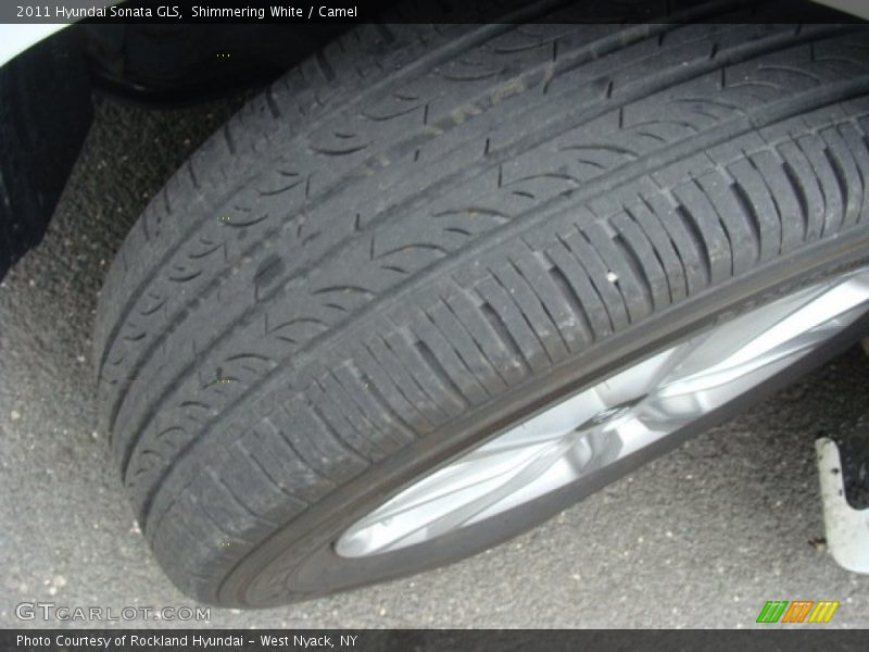 Shimmering White / Camel 2011 Hyundai Sonata GLS
