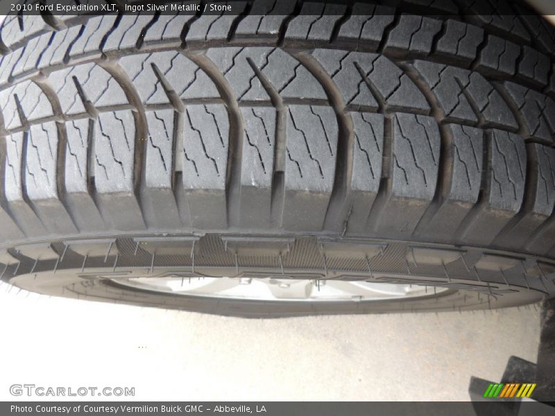 Ingot Silver Metallic / Stone 2010 Ford Expedition XLT