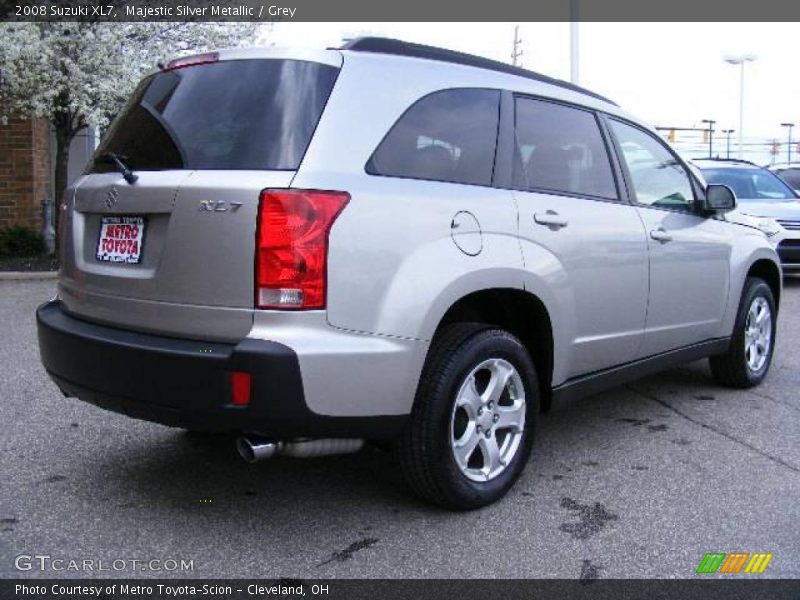 Majestic Silver Metallic / Grey 2008 Suzuki XL7