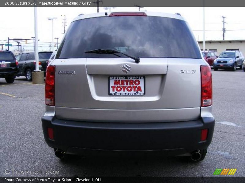 Majestic Silver Metallic / Grey 2008 Suzuki XL7