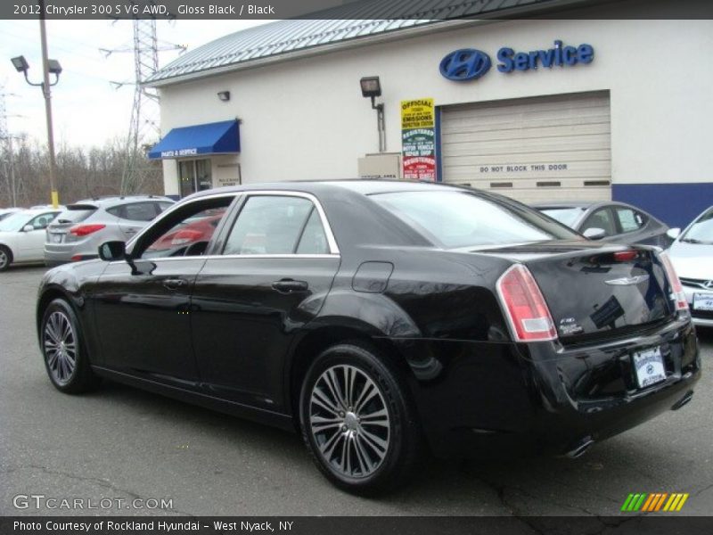 Gloss Black / Black 2012 Chrysler 300 S V6 AWD