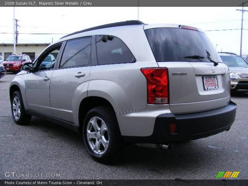 Majestic Silver Metallic / Grey 2008 Suzuki XL7