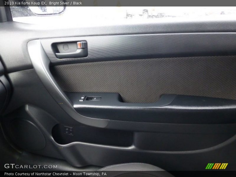 Bright Silver / Black 2010 Kia Forte Koup EX