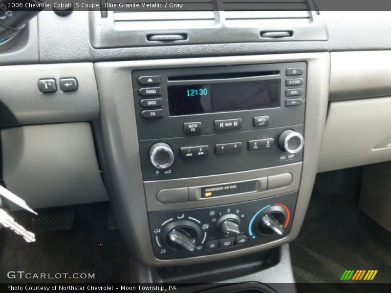 Controls of 2006 Cobalt LS Coupe