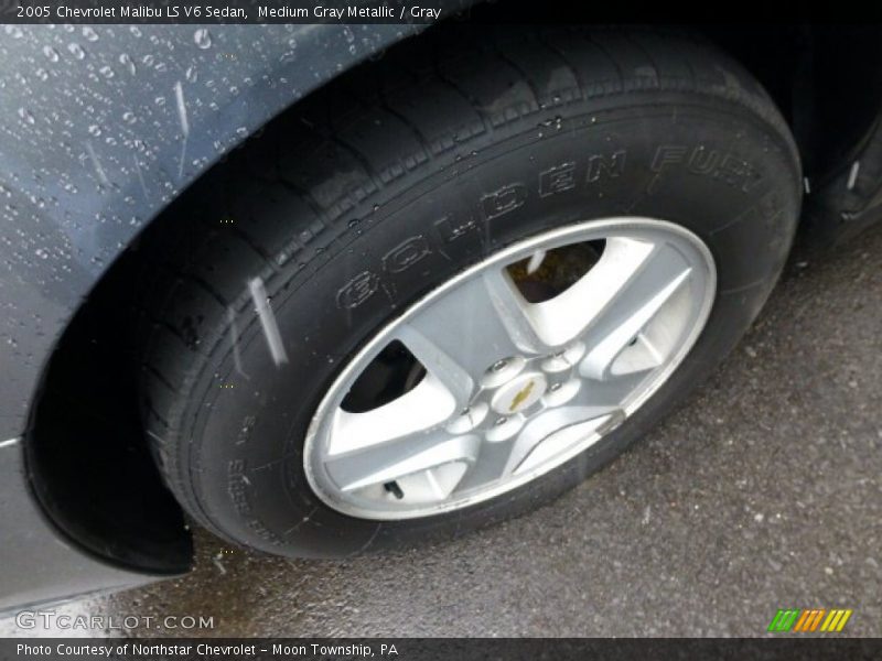 Medium Gray Metallic / Gray 2005 Chevrolet Malibu LS V6 Sedan
