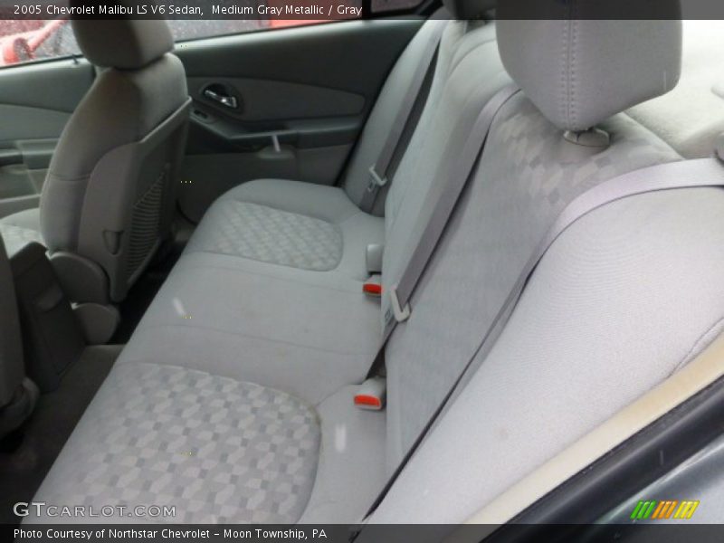 Medium Gray Metallic / Gray 2005 Chevrolet Malibu LS V6 Sedan