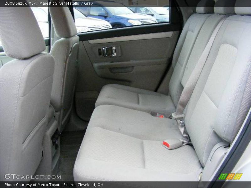 Majestic Silver Metallic / Grey 2008 Suzuki XL7