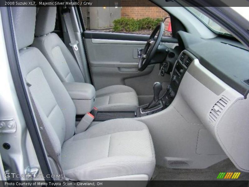 Majestic Silver Metallic / Grey 2008 Suzuki XL7