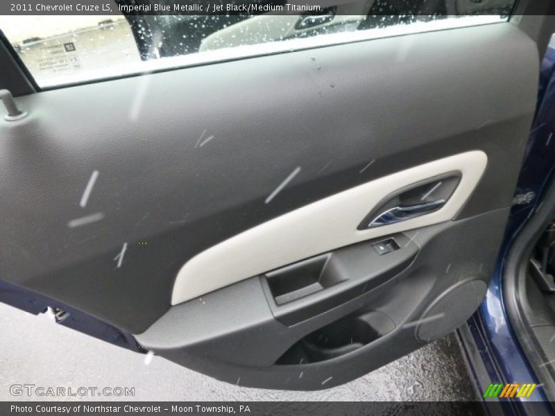 Imperial Blue Metallic / Jet Black/Medium Titanium 2011 Chevrolet Cruze LS