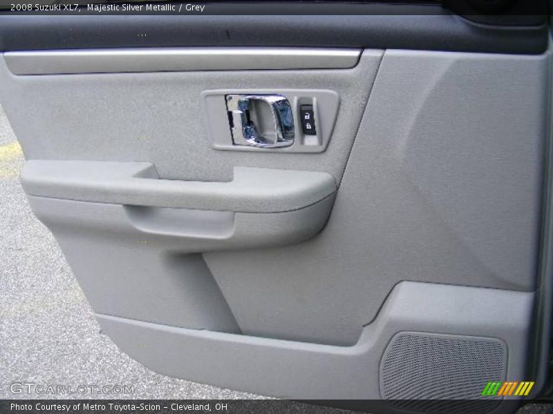 Majestic Silver Metallic / Grey 2008 Suzuki XL7