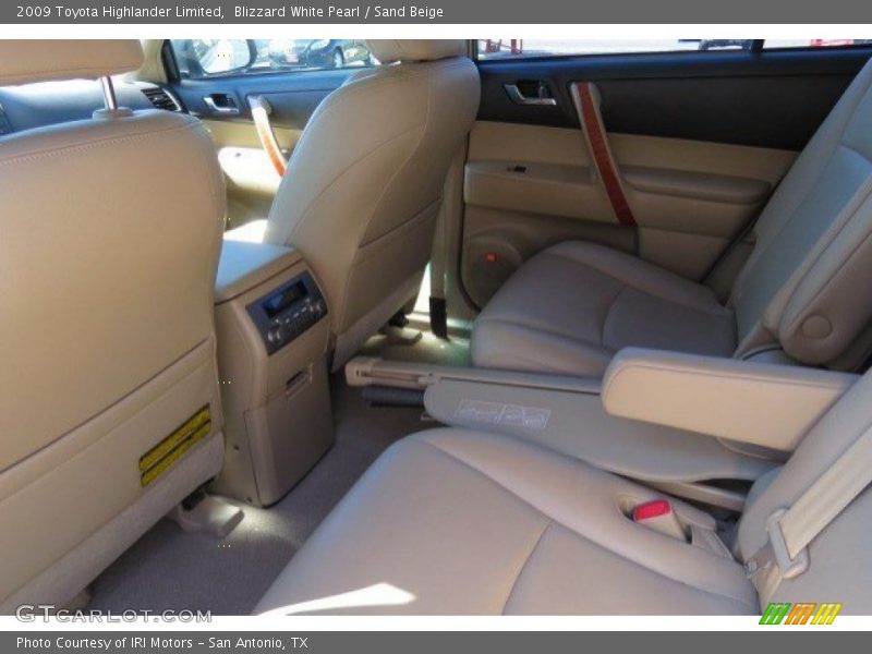 Blizzard White Pearl / Sand Beige 2009 Toyota Highlander Limited