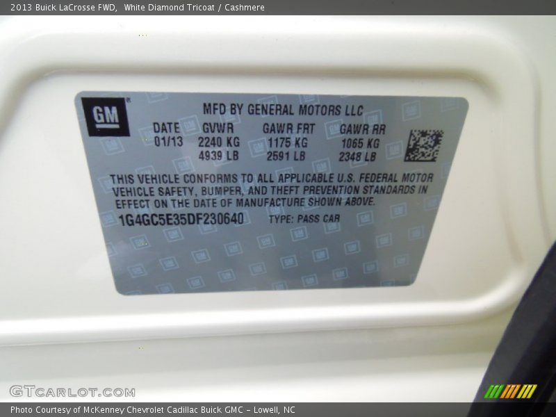 White Diamond Tricoat / Cashmere 2013 Buick LaCrosse FWD