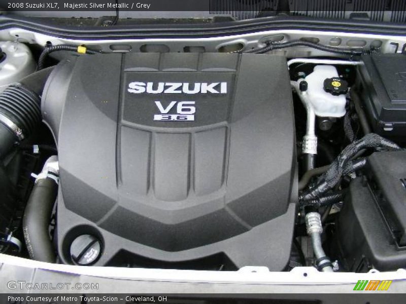Majestic Silver Metallic / Grey 2008 Suzuki XL7