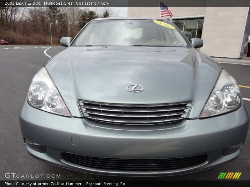 Mystic Sea Green Opalescent / Ivory 2002 Lexus ES 300