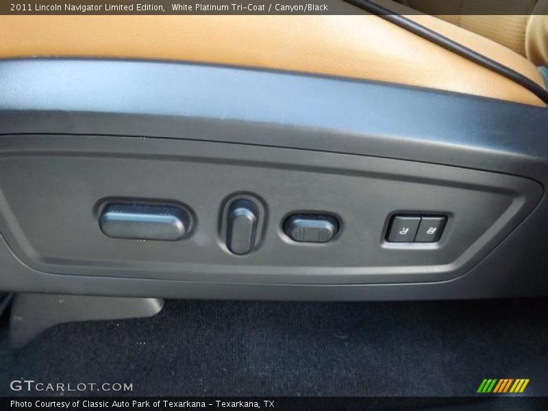 White Platinum Tri-Coat / Canyon/Black 2011 Lincoln Navigator Limited Edition
