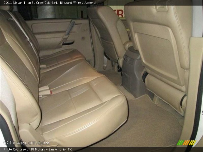 Blizzard White / Almond 2011 Nissan Titan SL Crew Cab 4x4