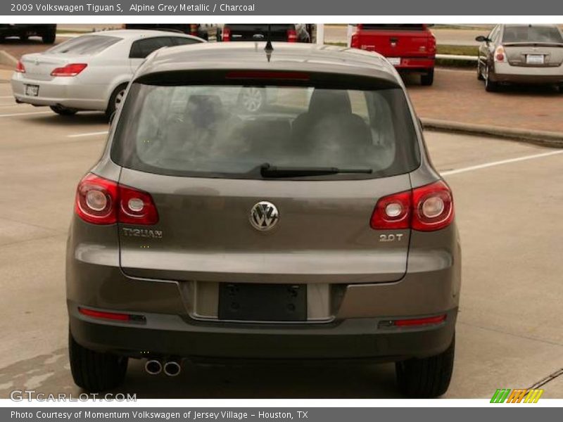 Alpine Grey Metallic / Charcoal 2009 Volkswagen Tiguan S