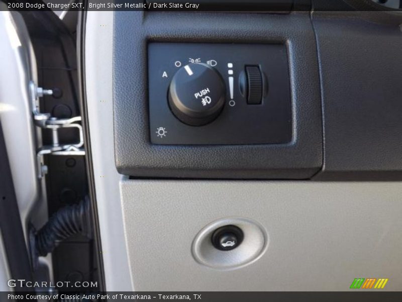 Bright Silver Metallic / Dark Slate Gray 2008 Dodge Charger SXT