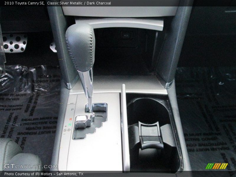 Classic Silver Metallic / Dark Charcoal 2010 Toyota Camry SE