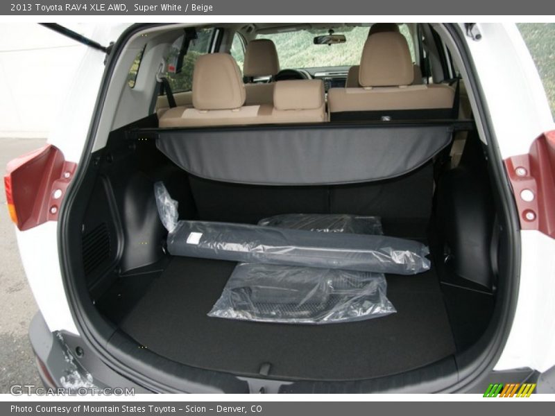 Super White / Beige 2013 Toyota RAV4 XLE AWD
