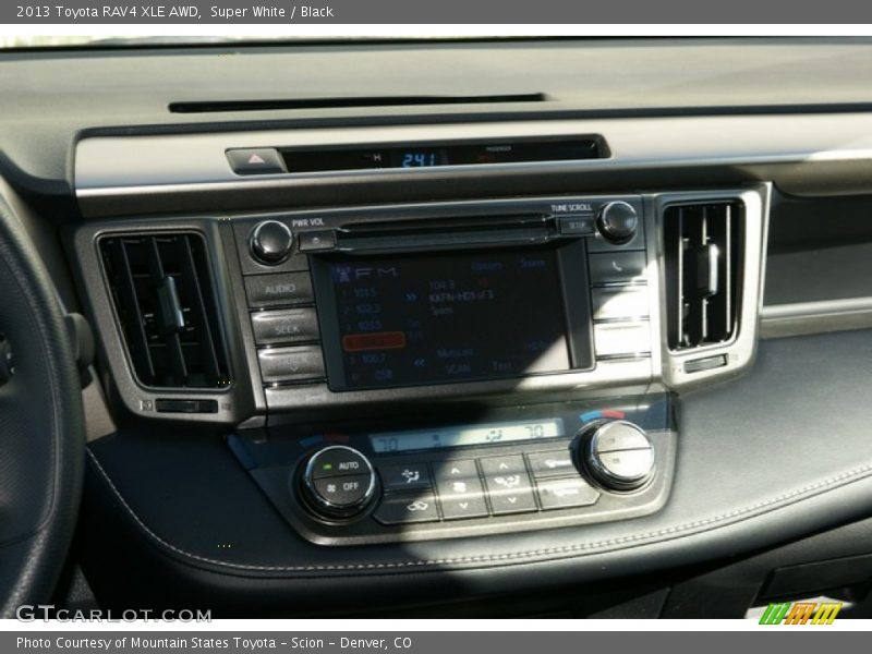 Super White / Black 2013 Toyota RAV4 XLE AWD