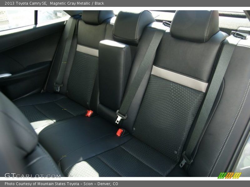 Magnetic Gray Metallic / Black 2013 Toyota Camry SE