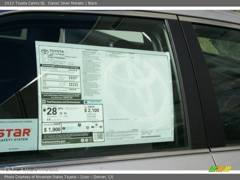 Classic Silver Metallic / Black 2013 Toyota Camry SE