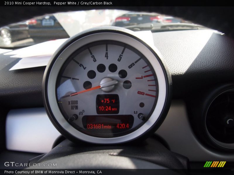 Pepper White / Grey/Carbon Black 2010 Mini Cooper Hardtop