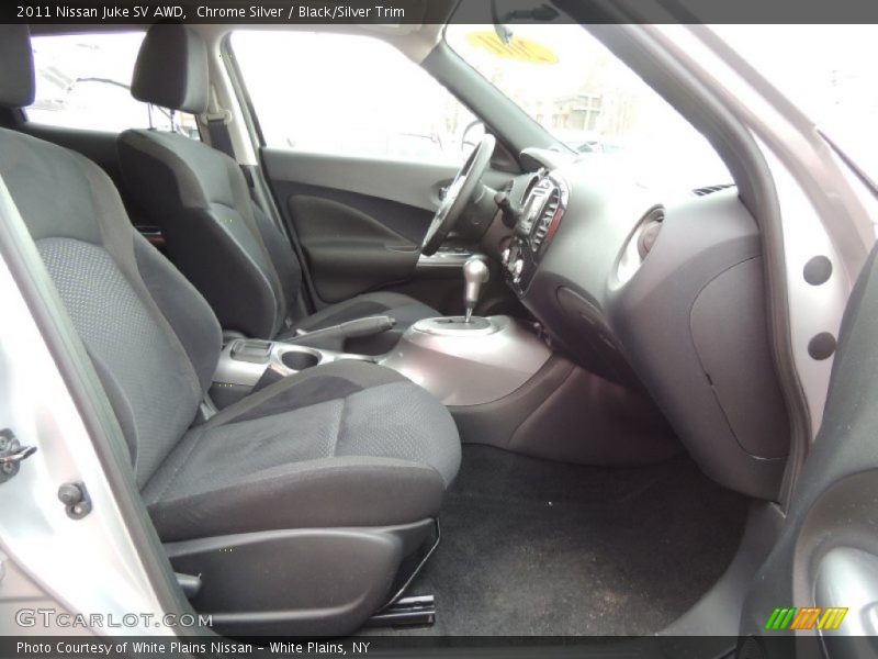 Chrome Silver / Black/Silver Trim 2011 Nissan Juke SV AWD
