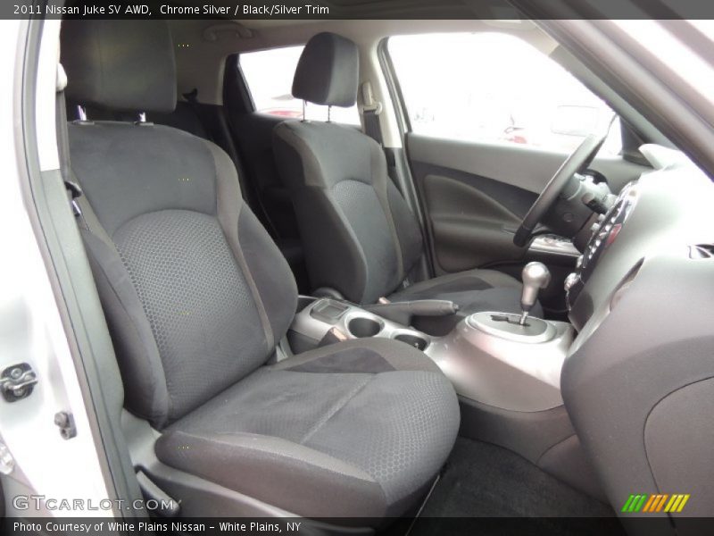 Chrome Silver / Black/Silver Trim 2011 Nissan Juke SV AWD
