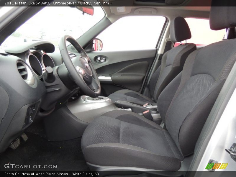Chrome Silver / Black/Silver Trim 2011 Nissan Juke SV AWD