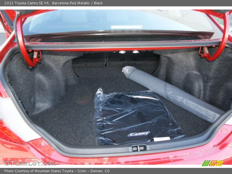 Barcelona Red Metallic / Black 2013 Toyota Camry SE V6